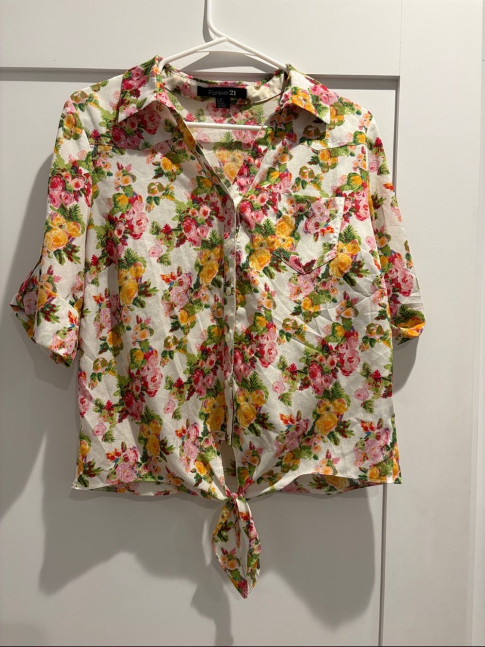 Forever 21 Floral Tie-Knot Button Down Shirt